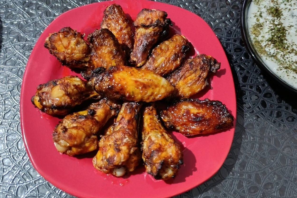 Eliz'in Tarifi: Soslu Çıtır Kanat