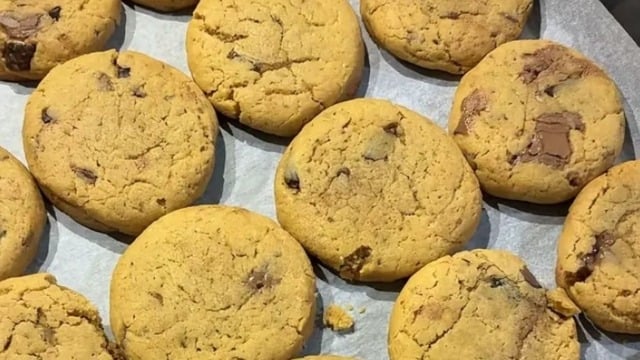 Özlem'in Tarifi: Çikolata Parçalı Kıtır Cookie