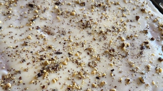 Esra'nın Tarifi: Havuçlu Cevizli Kremalı Kek