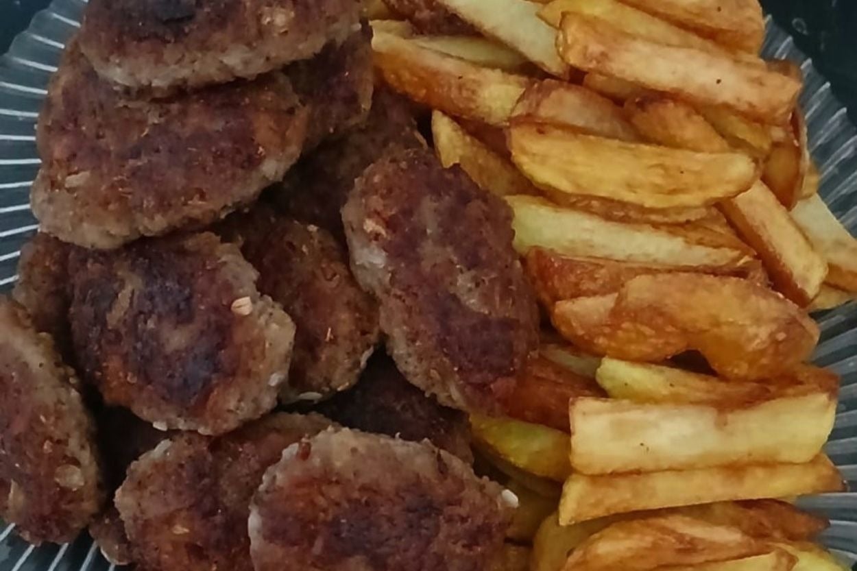 Cansu'nun Tarifi: Patates ve Köfte Kızartması