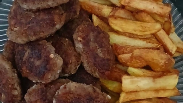 Cansu'nun Tarifi: Patates ve Köfte Kızartması