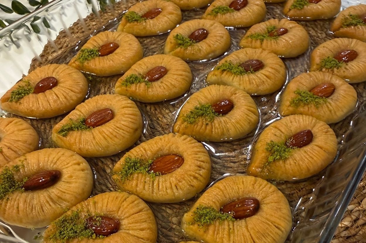 Tam Kıvamında: Şerbetli Damla Tatlısı