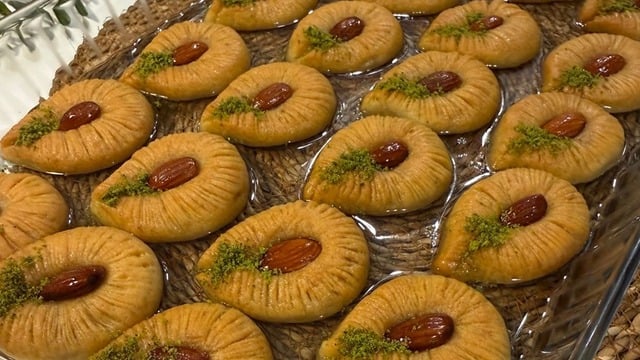 Tam Kıvamında: Şerbetli Damla Tatlısı