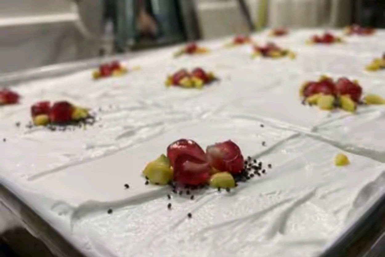 Ruken'in Tarifi: Tam Kıvamında Haşhaşlı Kremalı Revani