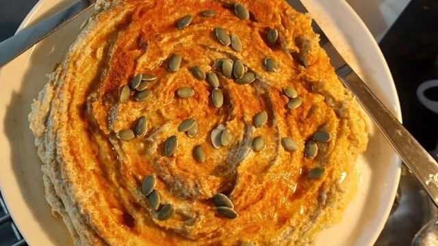 Kremamsı: Kabak Çekirdekli Humus