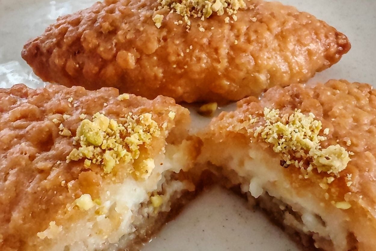 Gözde'nin Tarifi: İrmikli Kaymaklı Kalburabastı