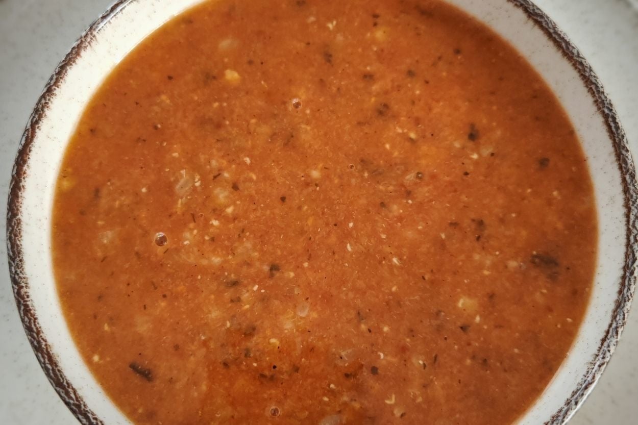 Gözde'nin Tarifi: Geleneksel Ezogelin Çorbası 