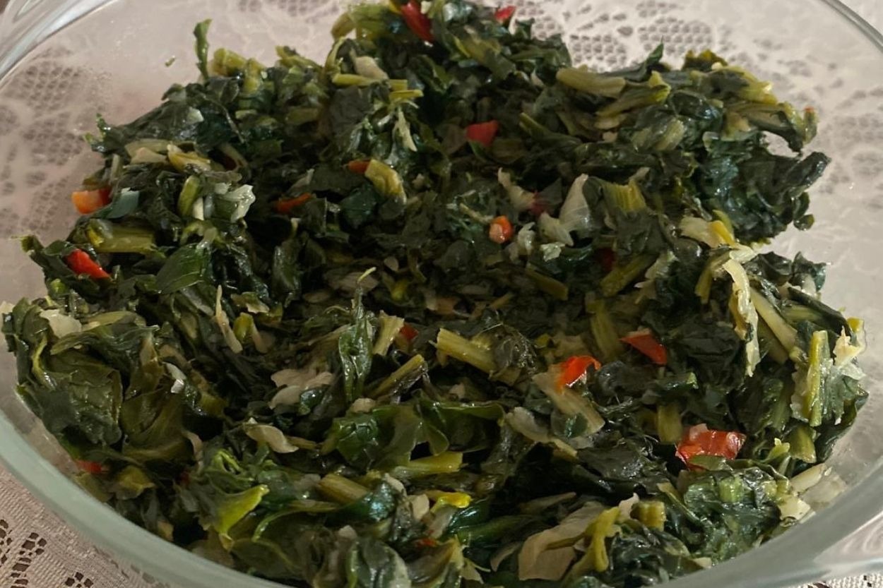 Buket'in Tarifi: Soğanlı Ispanak Kavurması