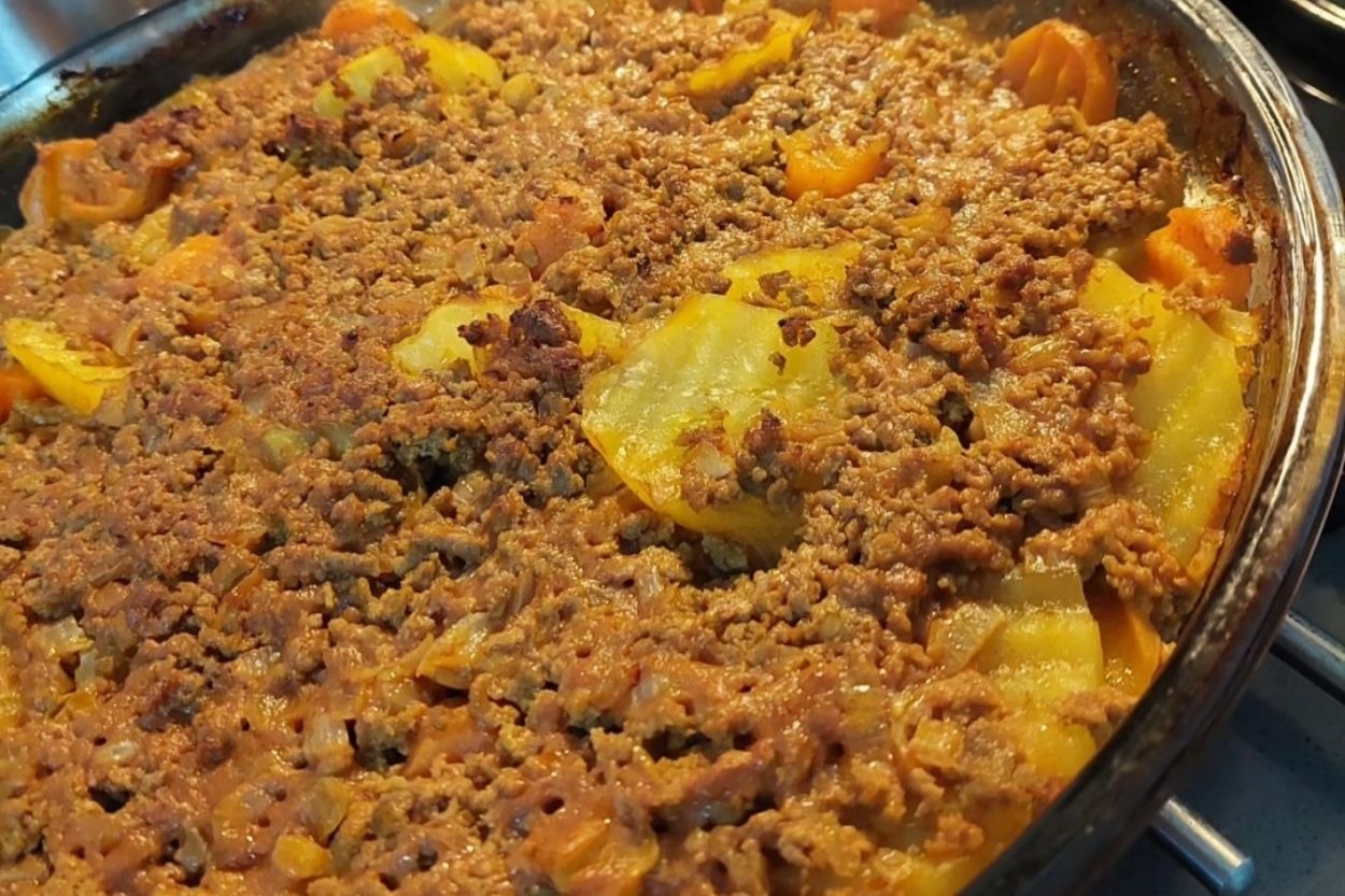 Ev Usulü: Nefis Patates Musakka