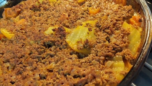 Ev Usulü: Nefis Patates Musakka
