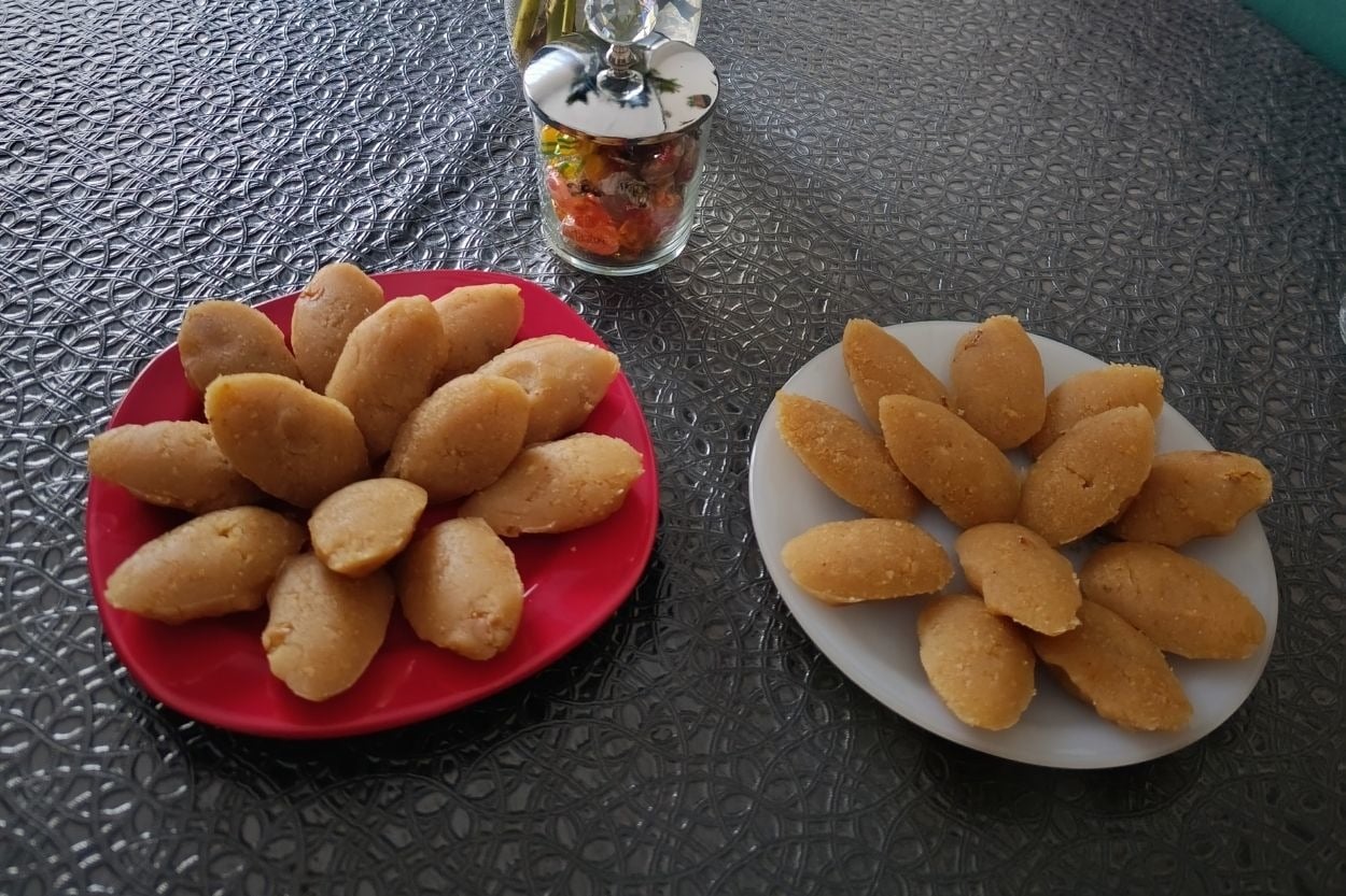 Eliz'in Tarifi: Cevizli İrmikli Un Helvası
