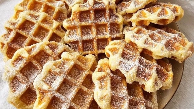 Buket'in Tarifi: Belçika Usulü Çıtır Waffle