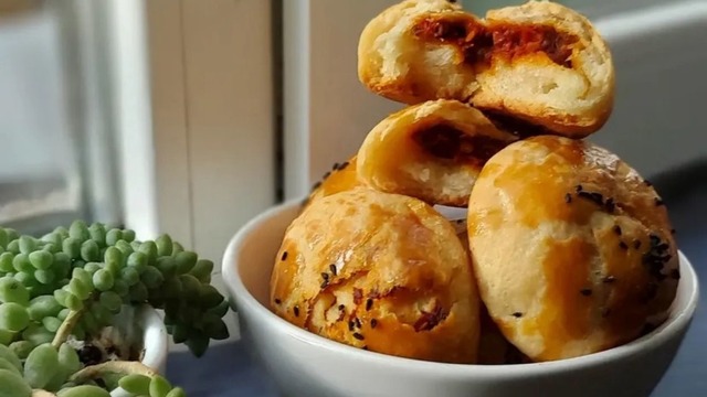 Kahvaltı Sofralarına: Acukalı Poğaça