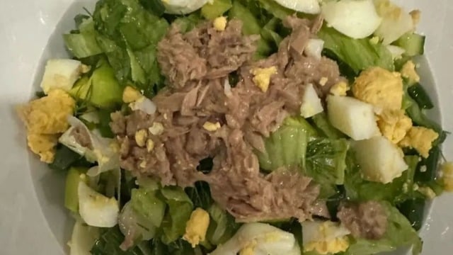 Eliz'in Tarifi: Avokadolu Ton Balıklı Salata