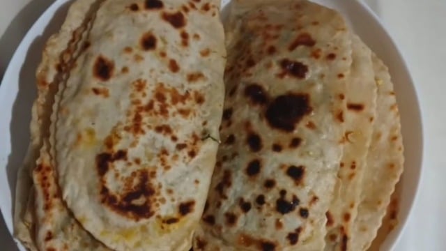 Eliz'in Tarifi: Semizotu Dolgulu Gözleme