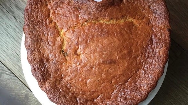 Yeşim'in Tarifi: Kalp Şeklinde Kek