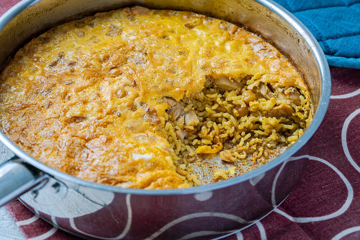 Çok Doyurucu: Fırında Yumurtalı Tavuklu Pilav