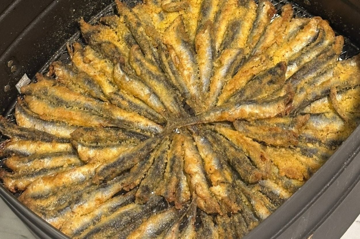 Pratik ve Kokusuz: Airfryer'da Hamsi