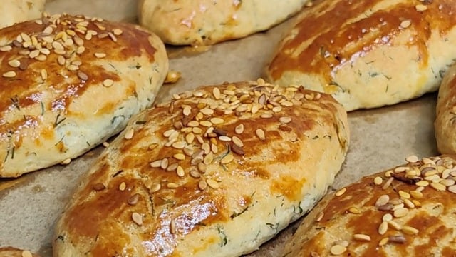 Kıyır Kıyır: Dereotlu Labneli Poğaça