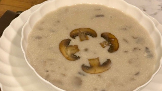 İç Isıtan: Kemik Sulu Mantar Çorbası