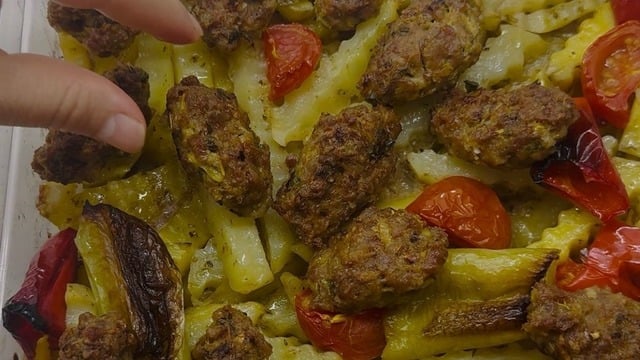 Yumuşak Dokulu: Bebekler İçin Köfte