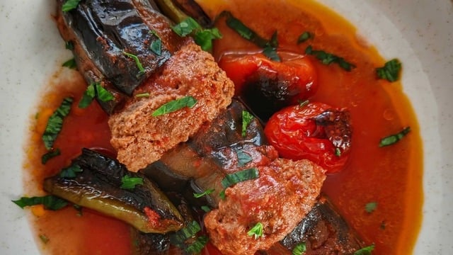 Ev Usulü: Tam Kıvamında Patlıcan Kebabı
