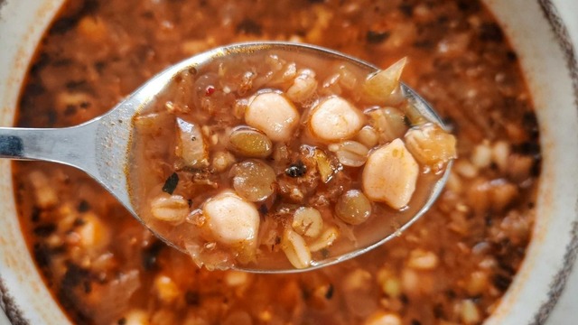 Bol Taneli: Bakliyat Çorbası