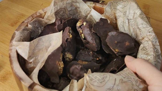 Rafine Şekersiz: Hurmalı Fit Snickers