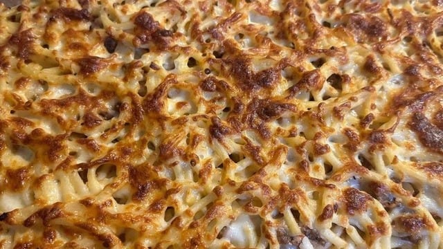Akşam Sofralarına: Beşamel Soslu Kıymalı Fırın Makarna