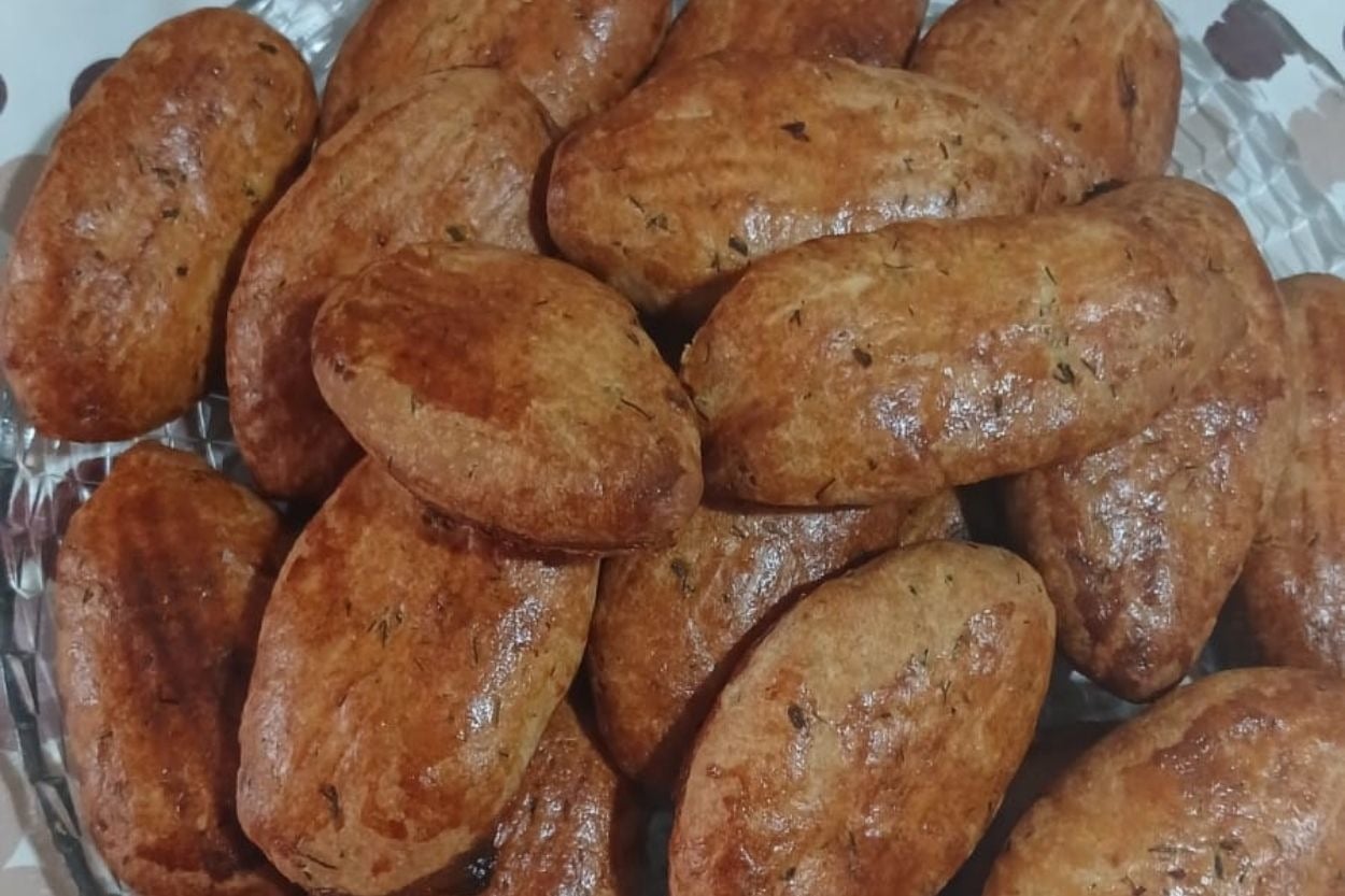 Eliz'in Tarifi: Mayasız Dereotlu Kıyır Poğaça