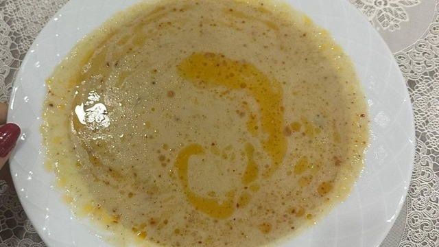 Eliz'in Tarifi: Sütlü Köz Patlıcan Çorbası