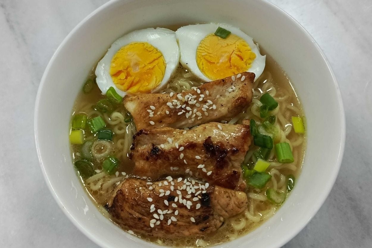 Uzak Doğu Kasesi: Tavuklu Ramen
