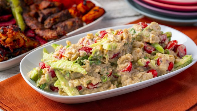 Mangal Yancısı: Tahinli Köz Patlıcan Salatası