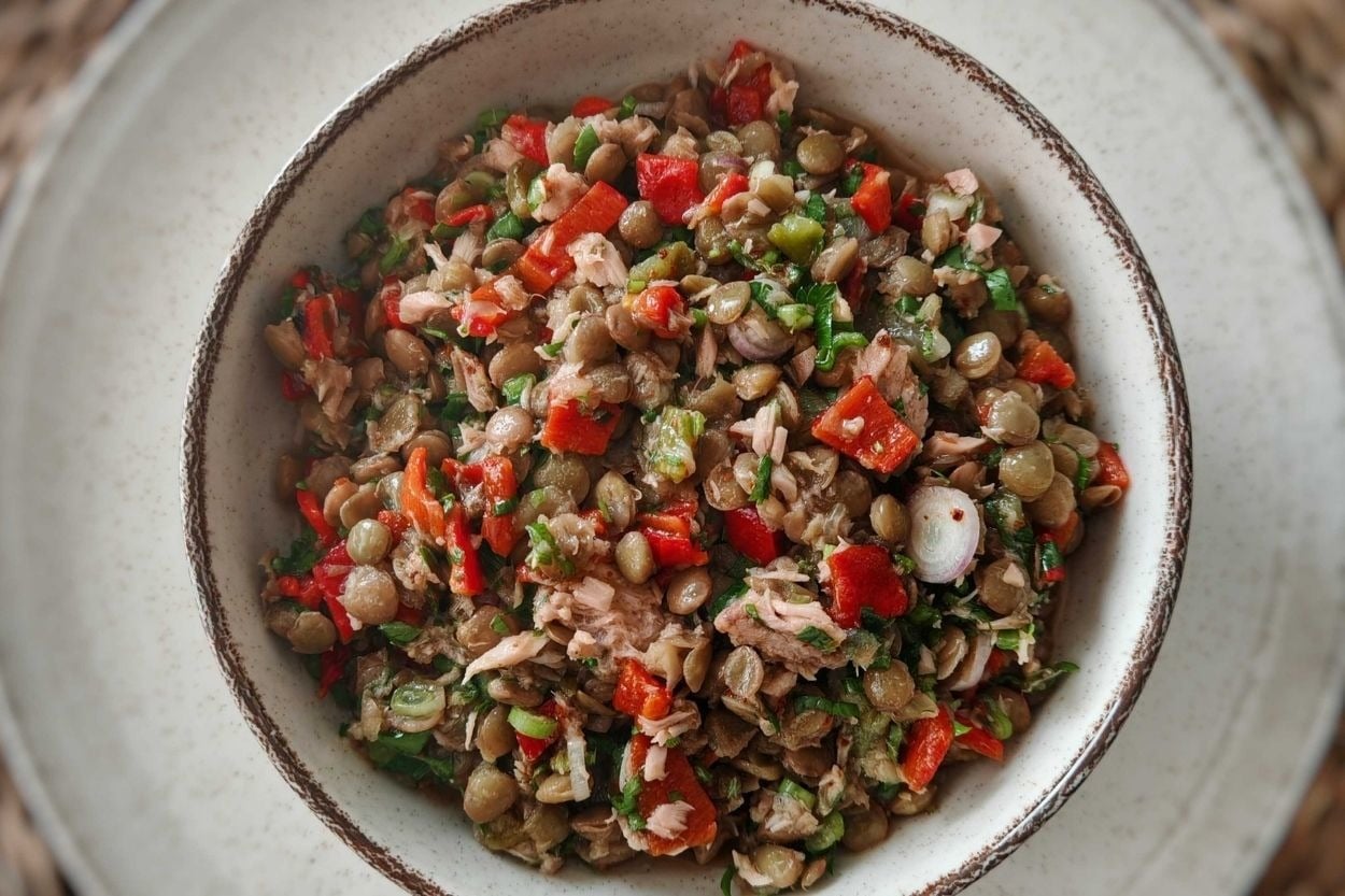 Protein Deposu: Ton Balıklı Yeşil Mercimek Salatası