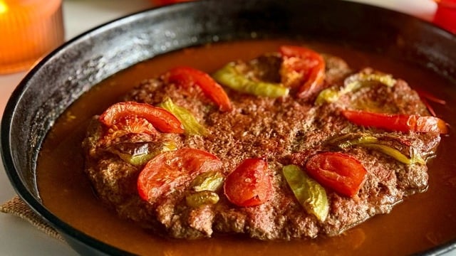 Meryem'in Tarifi: Tepsi Köftesi