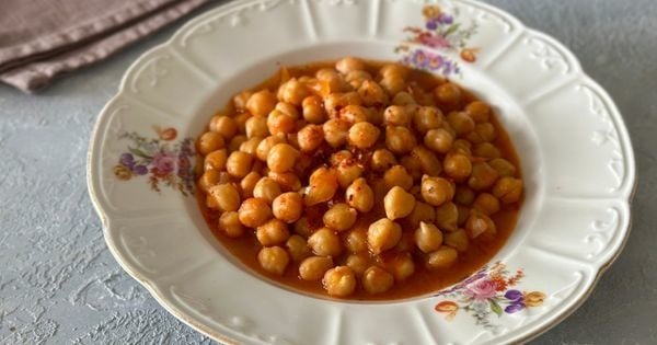 duduklude-etsiz-nohut-yemegi-asama5