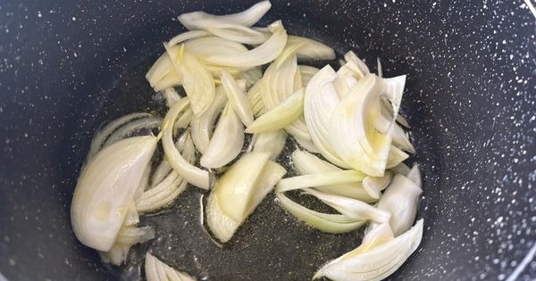 zeytinyagli-pancar-yemegi-asama1