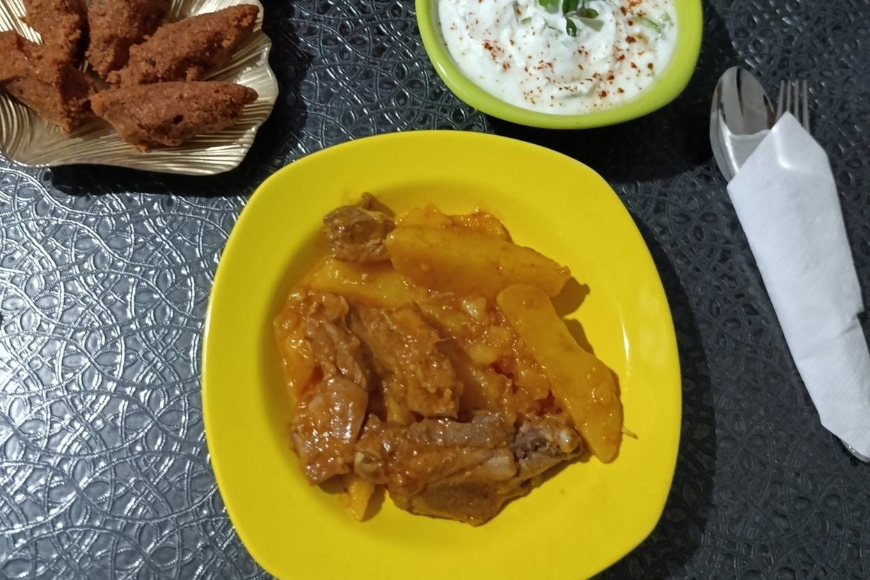 Eliz'in Tarifi: Patatesli Köy Tavuğu