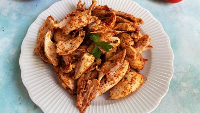 Tavuk Döner Tadında: Haşlanmış Tavuk Kavurması