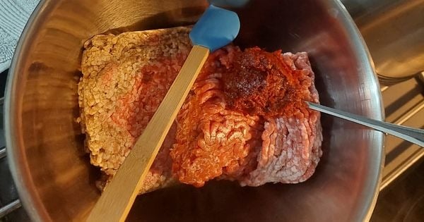 tam-kivaminda-ev-usulu-urfa-kebap-asama1