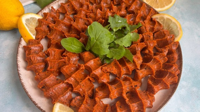 Mısır İrmiğiyle: Glutensiz Çiğ Köfte
