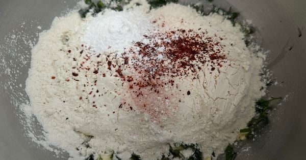 otlu-pogaca-asama3