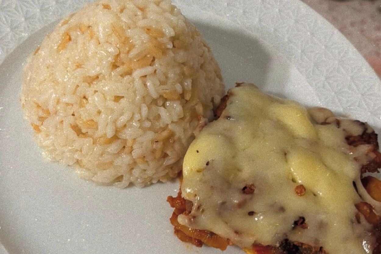 Nevim'in Tarifi: Fırında Soslu Kıymalı Patates