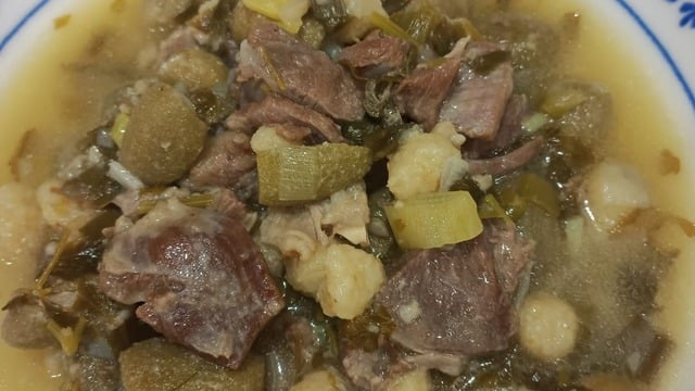 Eliz'in Tarifi: Etli Çağla Yemeği