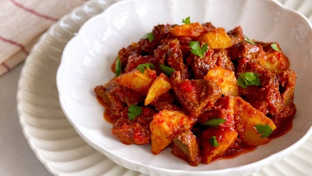 Lokum Gibi: Fırında Tas Kebabı
