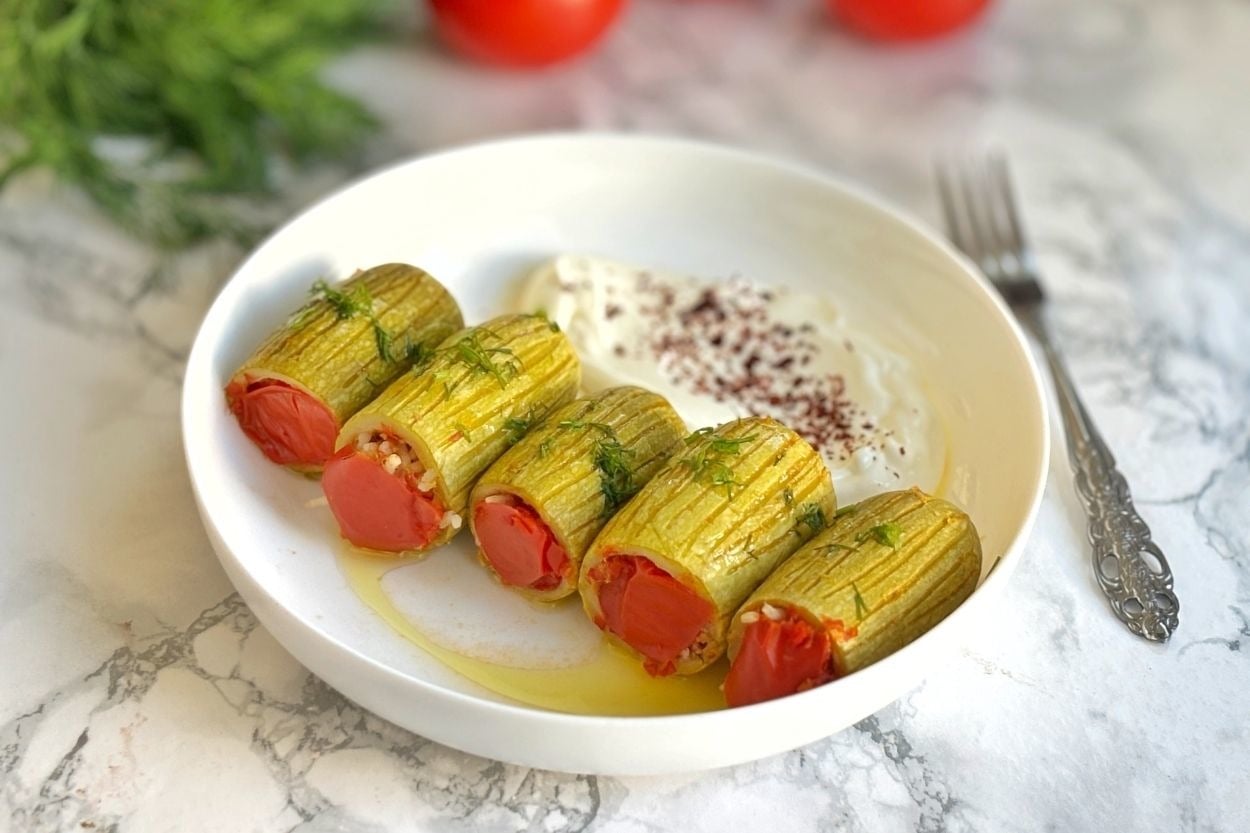 Tam Ölçülü: Kıymalı Kabak Dolması