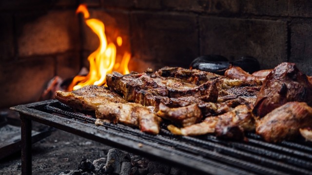 Asado Nasıl Yapılır? Et Seçimi ve Pişirme İpuçları