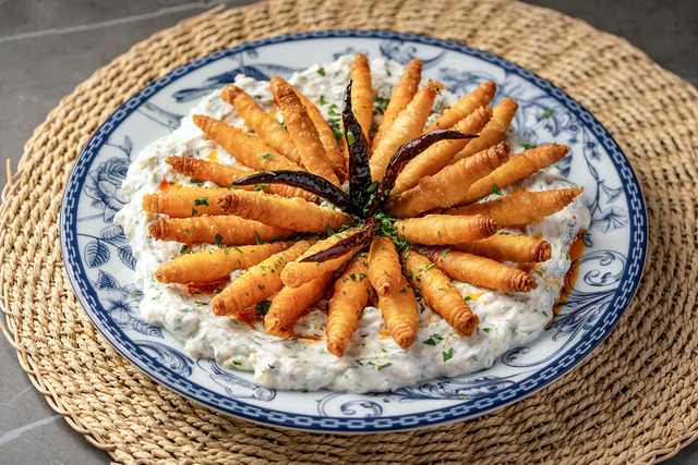 Çıtır Yufkalı Köz Patlıcan Mezesi Tarifi