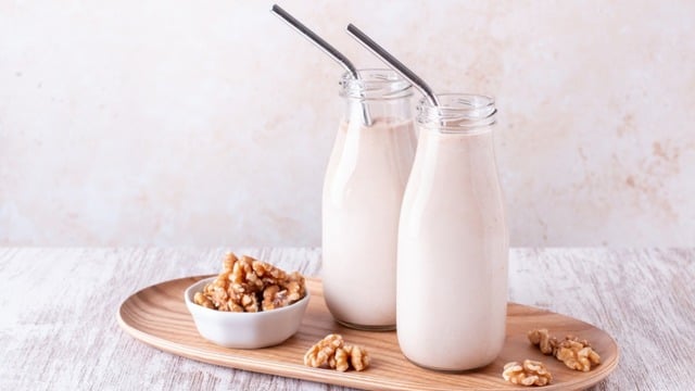 Vegan ve Laktozsuz: Ceviz Sütünün Faydaları, Yapımı ve Kullanımı