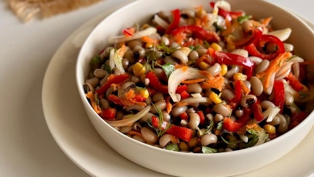 Piyaza Rakip: Börülce Salatası